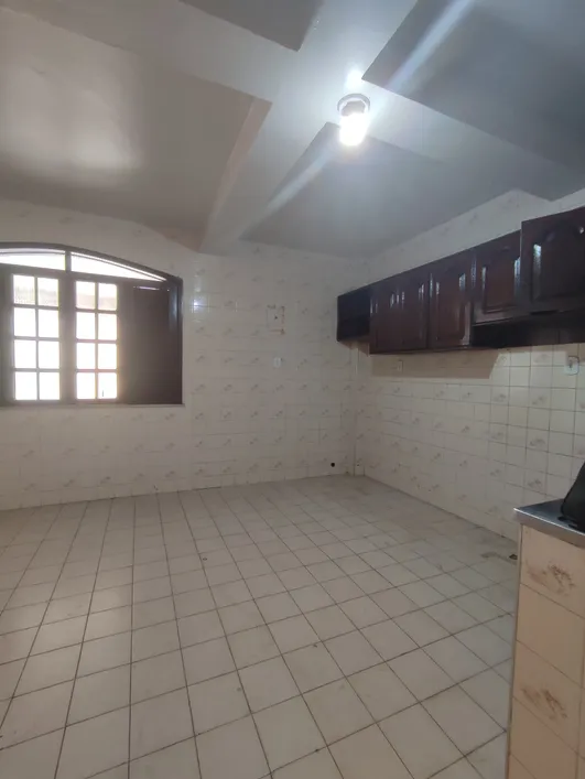 Imagem Casa com 4 Quartos para Alugar, 372 m²em Telégrafo - Belém Imagem Casa com 4 Quartos para Alugar, 372 m²em Telégrafo - Belém