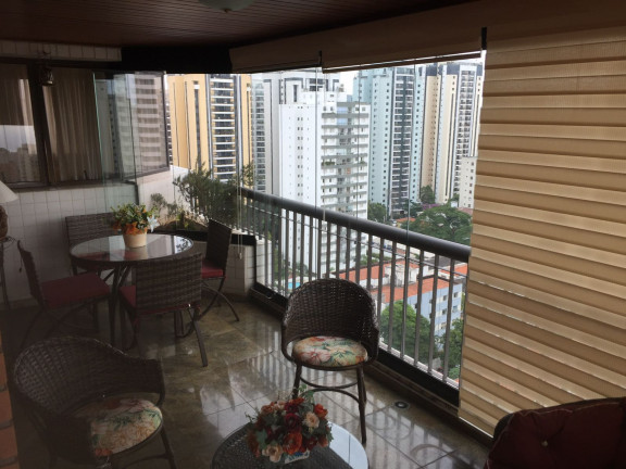 Imagem Apartamento com 4 Quartos à Venda,  em Vila Uberabinha - São Paulo