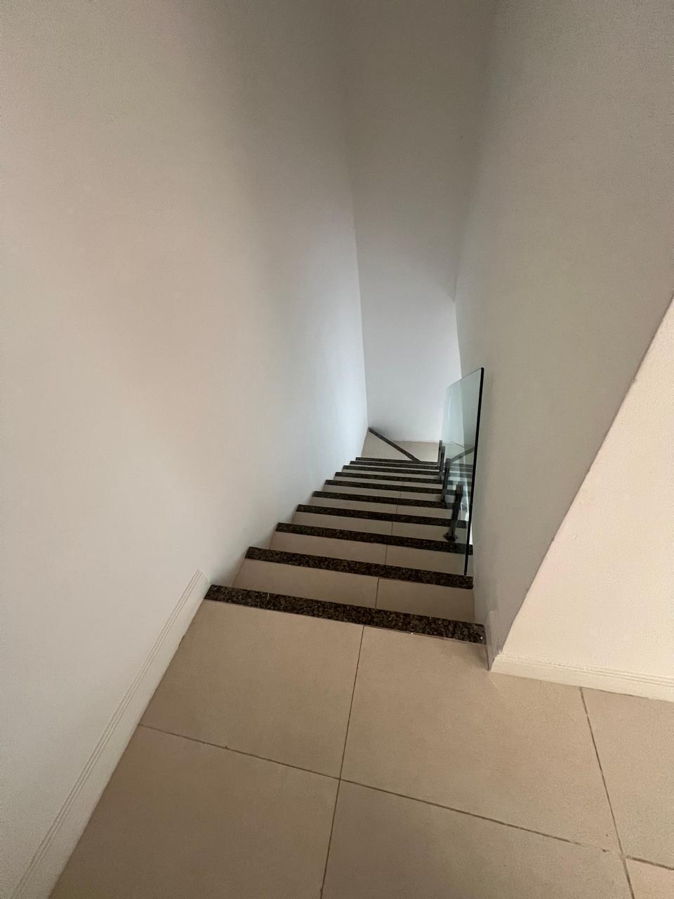 Imagem Casa com 3 Quartos para Alugar, 99 m²em Busca Vida (Abrantes) - Camaçari Imagem Casa com 3 Quartos para Alugar, 99 m²em Busca Vida (Abrantes) - Camaçari