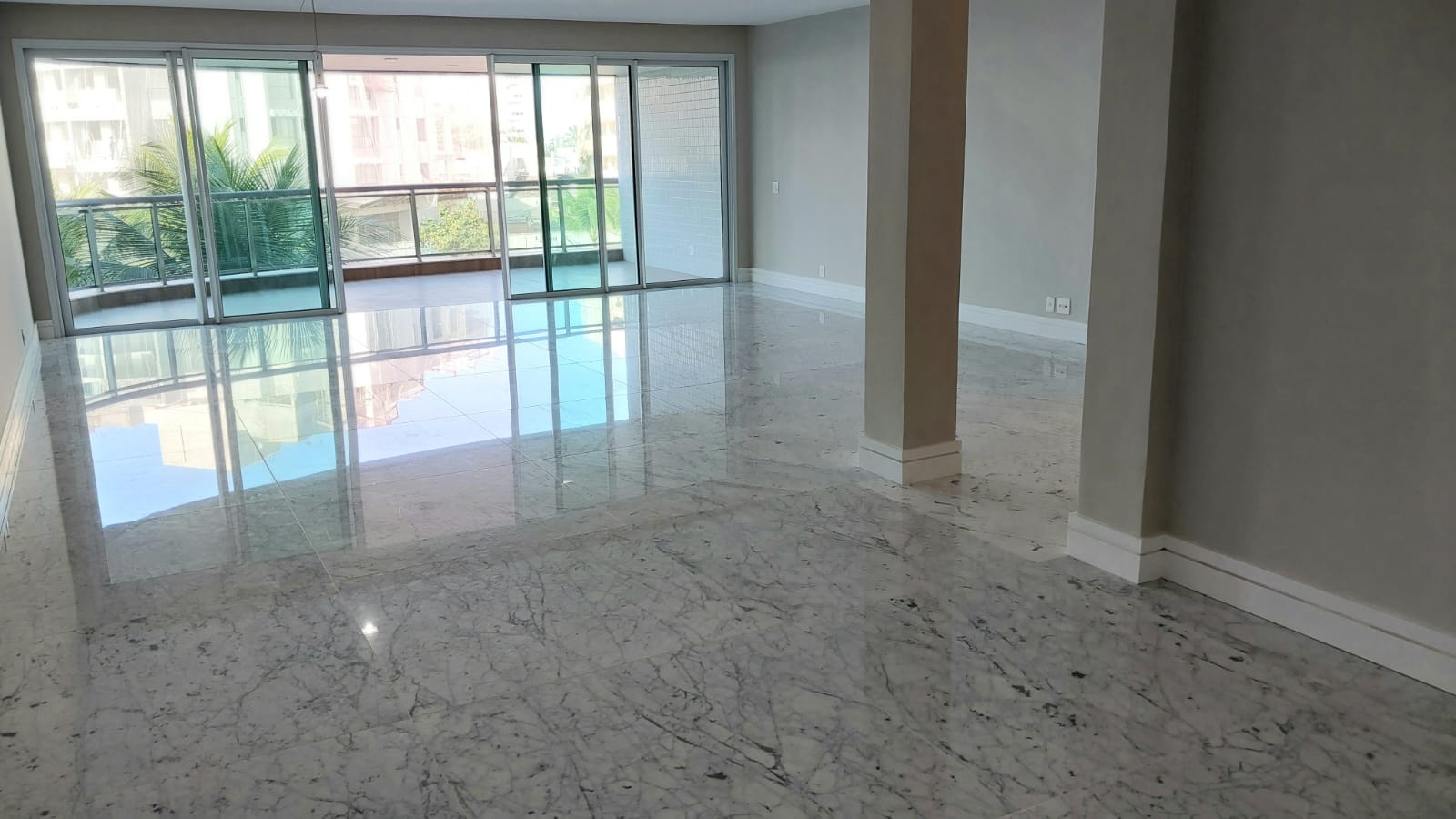 Imagem Apartamento com 4 Quartos à Venda, 298 m²em Barra da Tijuca - Rio de Janeiro