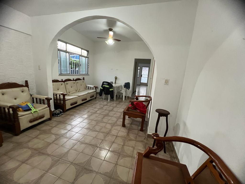 Imagem Casa com 3 Quartos à Venda, 240 m²em Rocha - São Gonçalo Imagem Casa com 3 Quartos à Venda, 240 m²em Rocha - São Gonçalo