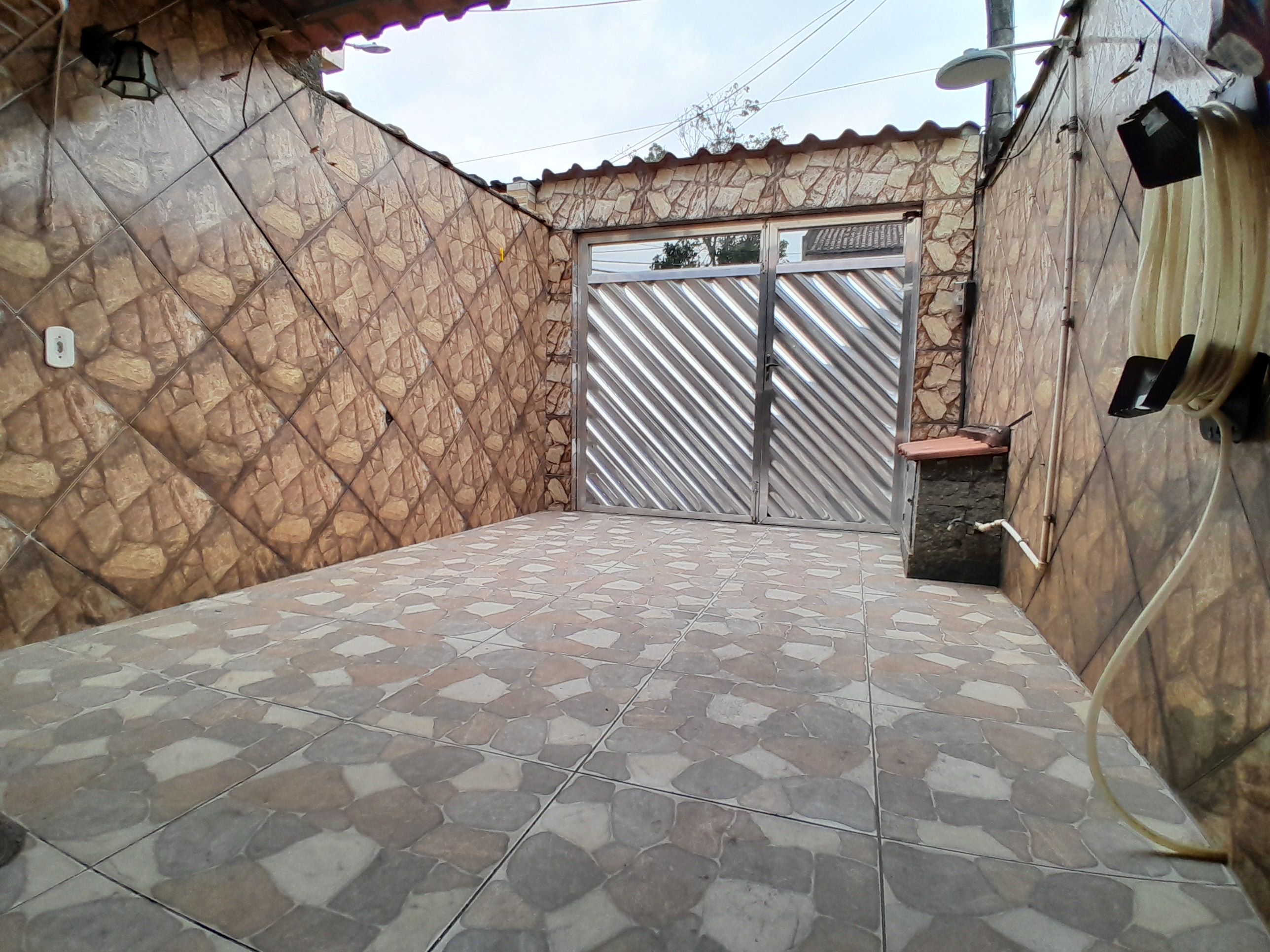 Imagem Casa com 2 Quartos à Venda, 80 m² em Bangu - Rio de Janeiro