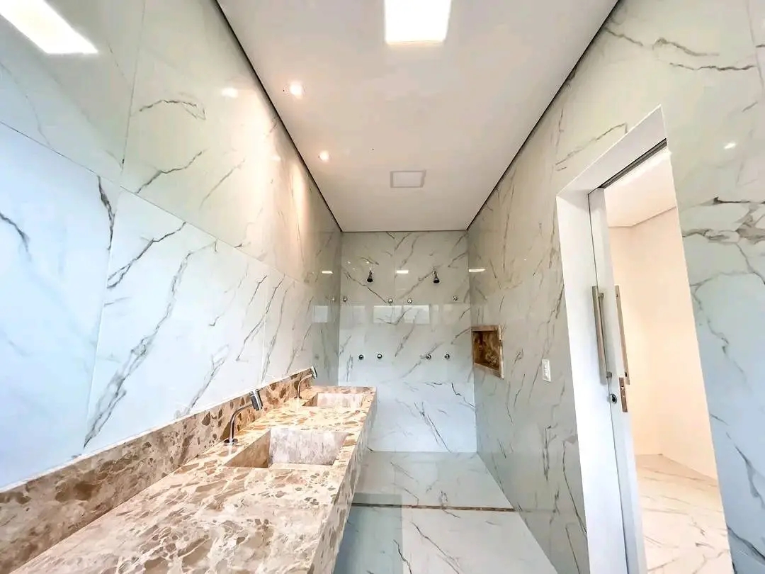 Imagem Casa de Condomínio com 5 Quartos à Venda, 252 m²em Alphaville - Eusébio Imagem Casa de Condomínio com 5 Quartos à Venda, 252 m²em Alphaville - Eusébio