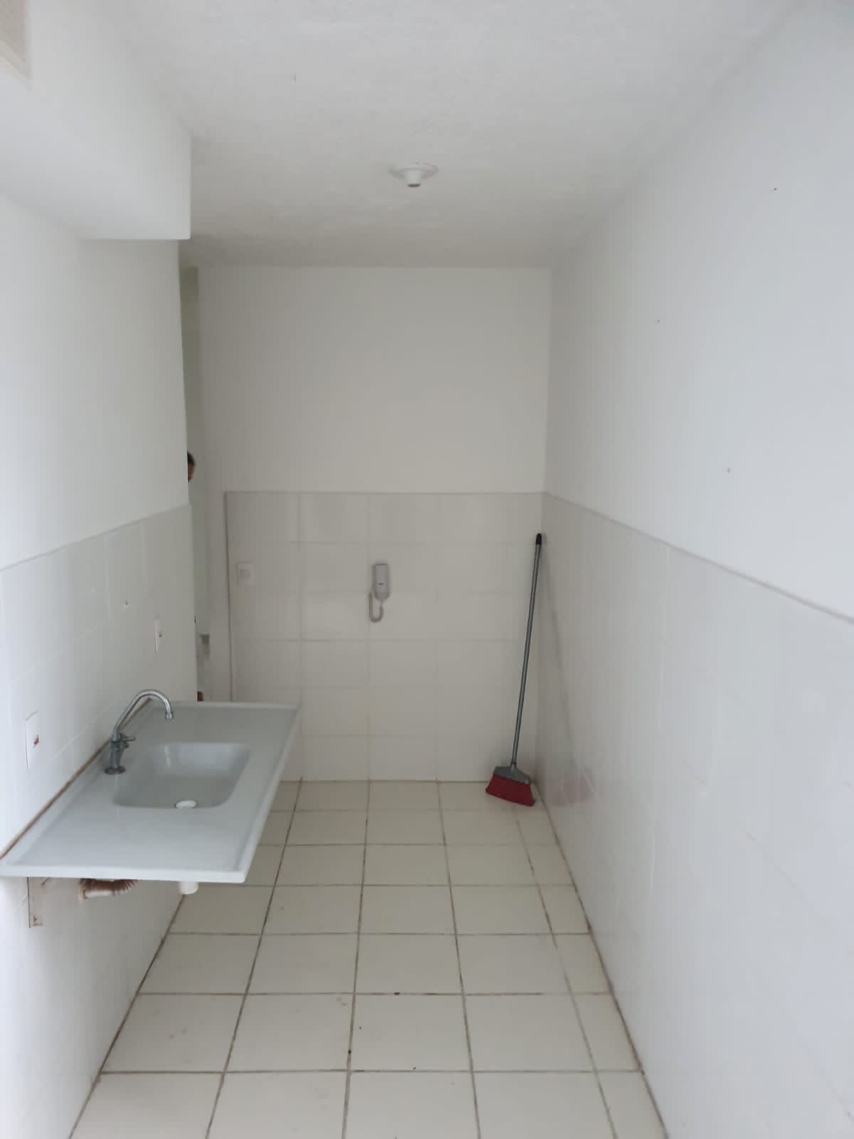 Imagem Apartamento com 2 Quartos para Alugar, 45 m²em Tomás Coelho - Rio de Janeiro