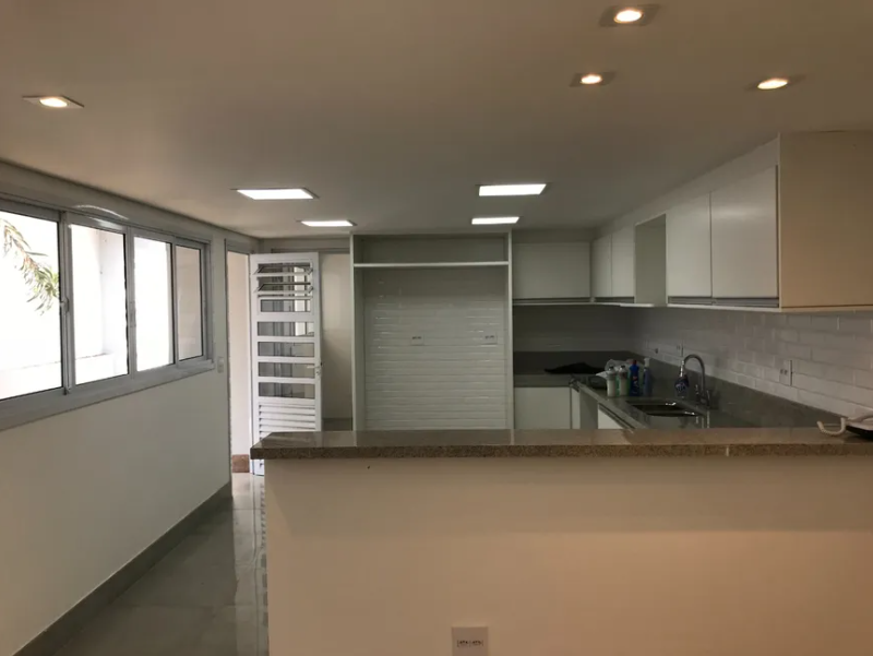 Imagem Casa com 4 Quartos para Alugar ou Temporada, 238 m²em Santo Amaro - São Paulo