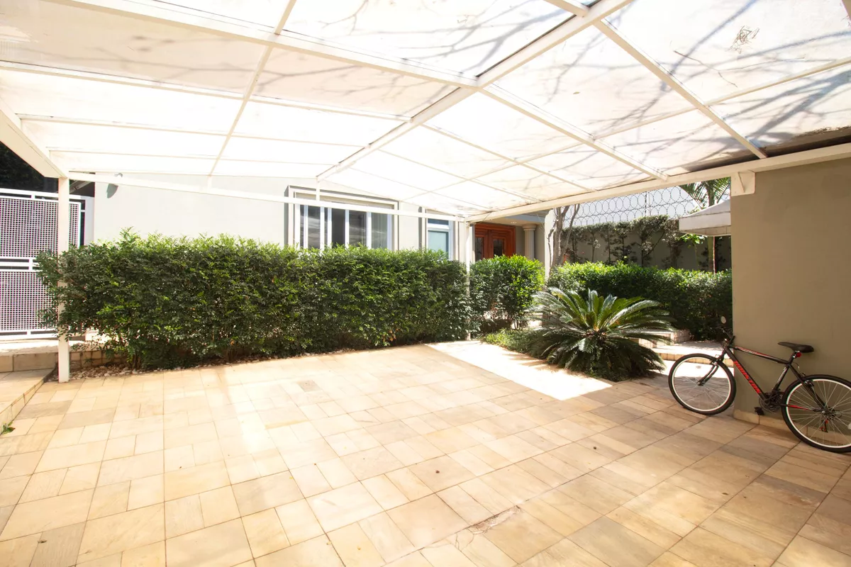 Imagem Casa com 4 Quartos à Venda ou Locação, 460 m² em Alto de Pinheiros - São Paulo