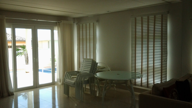 Imagem Casa de Condomínio com 4 Quartos à Venda, 400 m²em Medeiros - Jundiaí