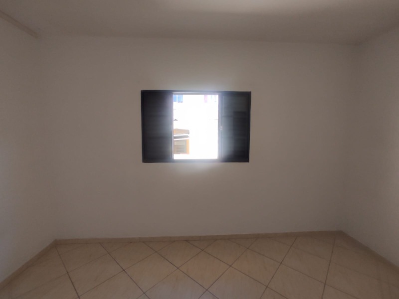 Imagem Casa com 2 Quartos para Alugar, 180 m²em Chácara Inglesa - São Paulo