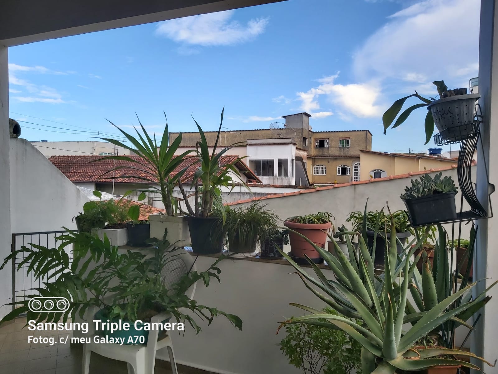 Imagem Casa com 3 Quartos à Venda, 214 m²em Parque Residencial Laranjeiras - Serra