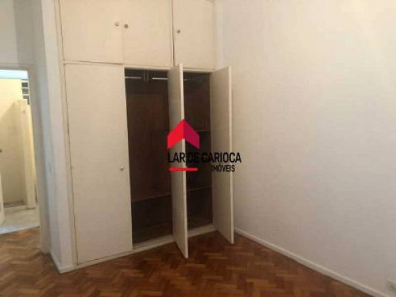 Imagem Apartamento com 3 Quartos à Venda, 130 m² em Copacabana - Rio de Janeiro Imagem Apartamento com 3 Quartos à Venda, 130 m² em Copacabana - Rio de Janeiro