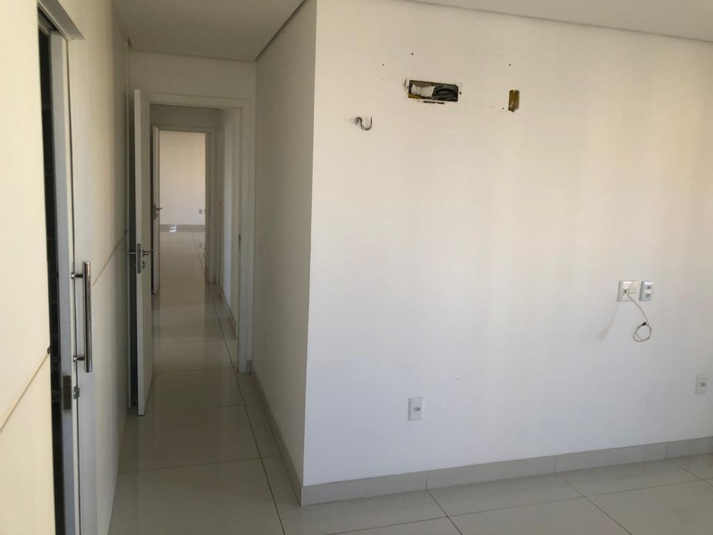 Imagem Apartamento com 4 Quartos para Alugar, 206 m²em Meireles - Fortaleza Imagem Apartamento com 4 Quartos para Alugar, 206 m²em Meireles - Fortaleza