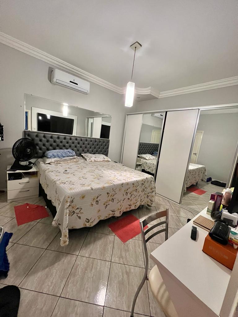 Imagem Casa com 5 Quartos à Venda, 250 m²em Marambaia - Belém Imagem Casa com 5 Quartos à Venda, 250 m²em Marambaia - Belém