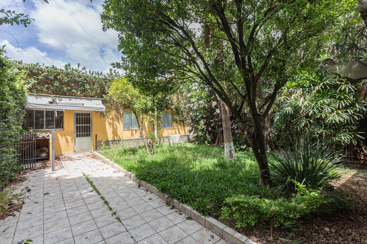 Imagem Casa com 2 Quartos à Venda ou Locação, 237 m² em Cidade Monções - São Paulo Imagem Casa com 2 Quartos à Venda ou Locação, 237 m² em Cidade Monções - São Paulo