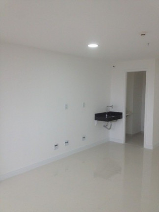 Imagem Sala Comercial à Venda, 29 m² em Caminho das Árvores - Salvador