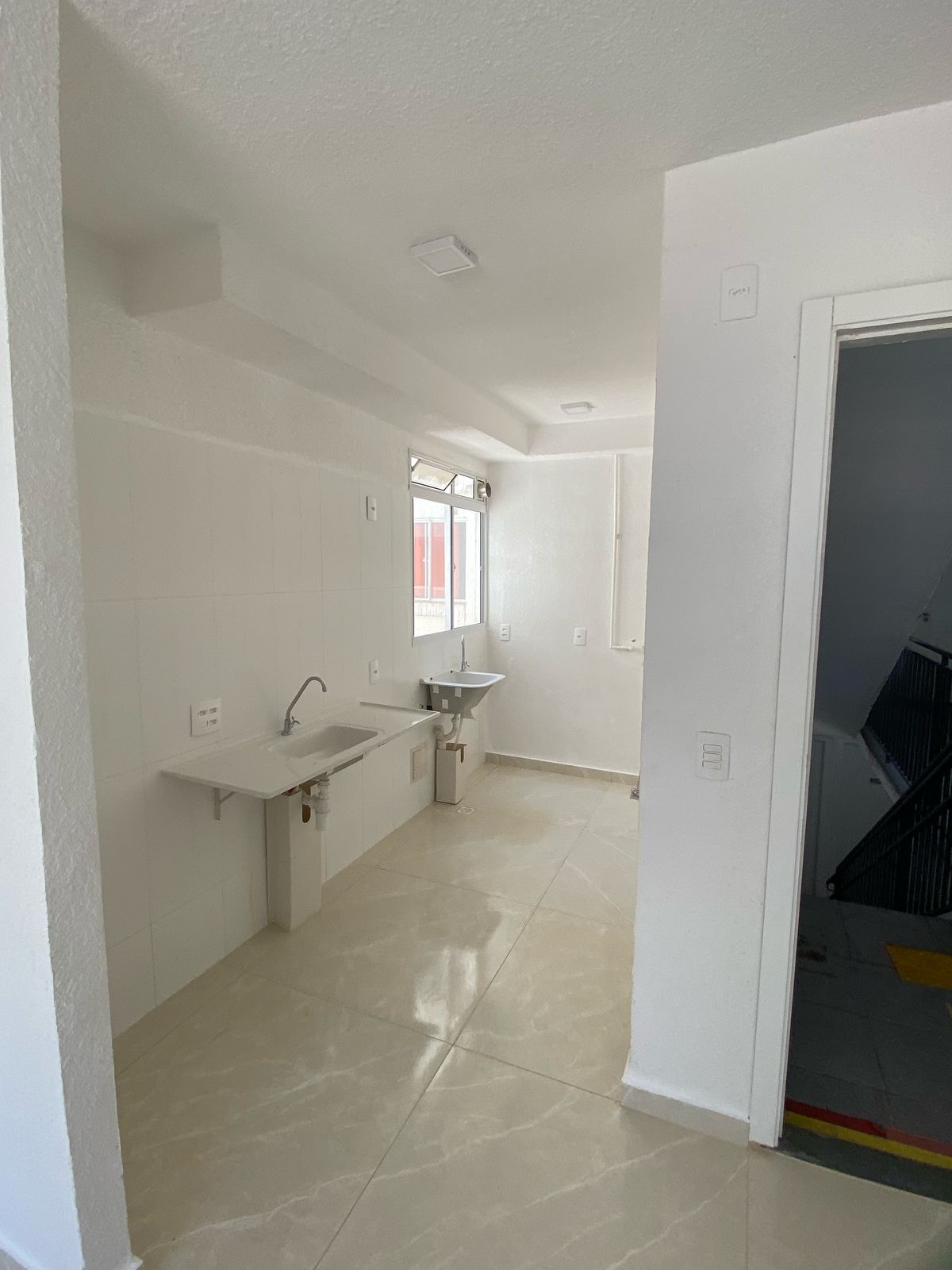 Apartamento com 2 Quartos à Venda, 45 m² em Santa Cruz - Rio de Janeiro
