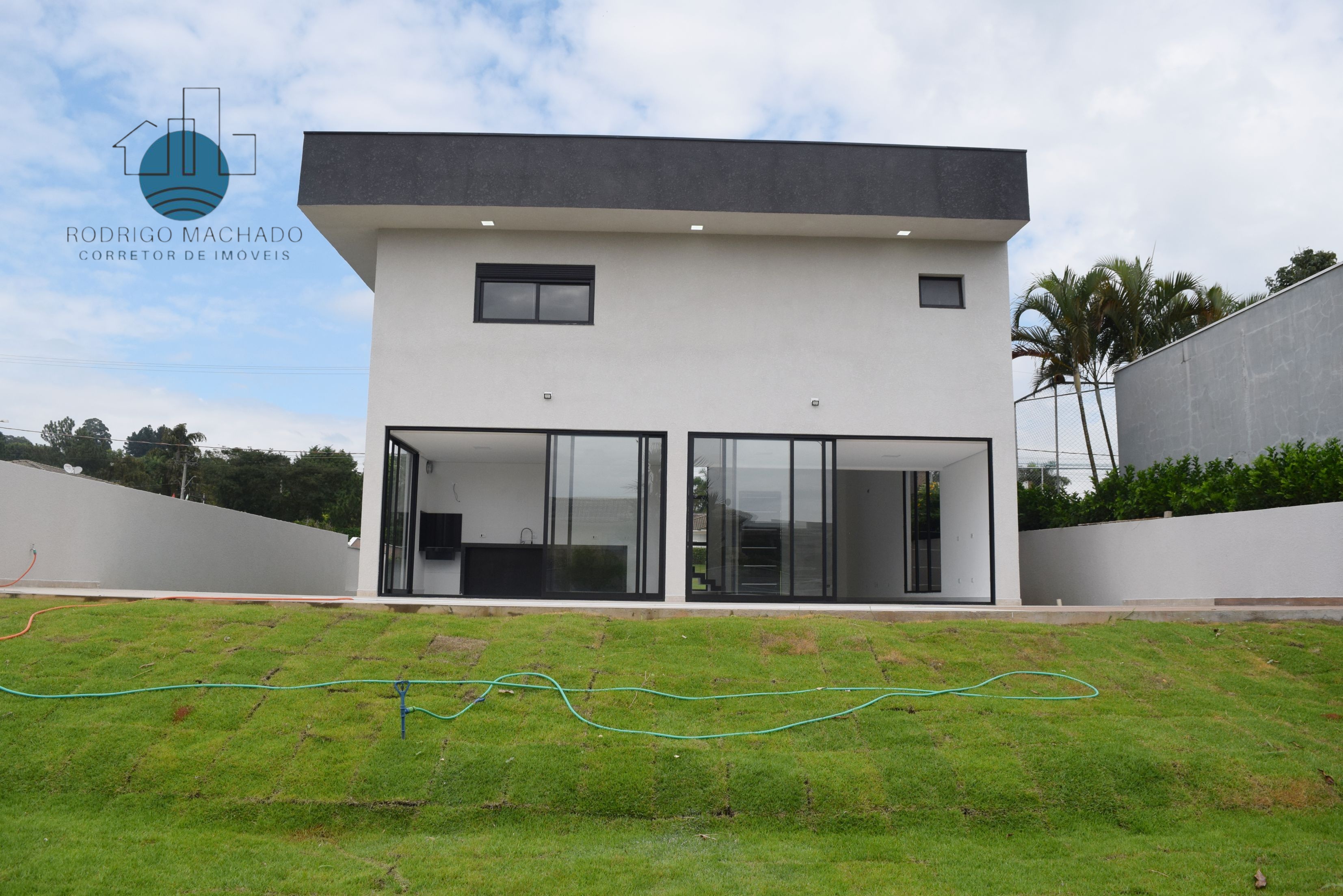 Imagem Sobrado com 4 Quartos à Venda, 252 m² em Condomínio Residencial Shamballa II - Atibaia Imagem Sobrado com 4 Quartos à Venda, 252 m² em Condomínio Residencial Shamballa II - Atibaia