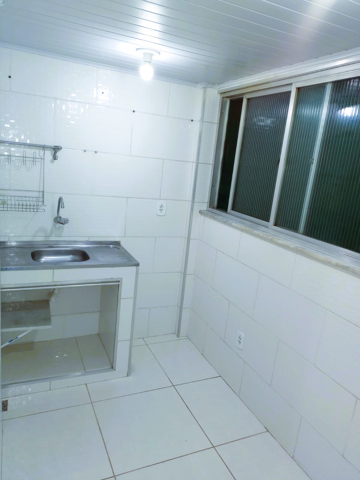 Imagem Apartamento com 2 Quartos à Venda, 40 m² em Bangu - Rio de Janeiro