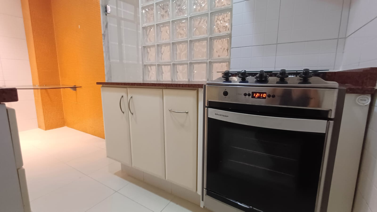Imagem Apartamento com 3 Quartos à Venda, 87 m²em Copacabana - Rio de Janeiro