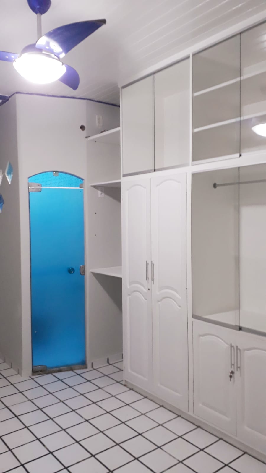 Imagem Casa com 4 Quartos para Alugar, 1 m²em Marco - Belém Imagem Casa com 4 Quartos para Alugar, 1 m²em Marco - Belém