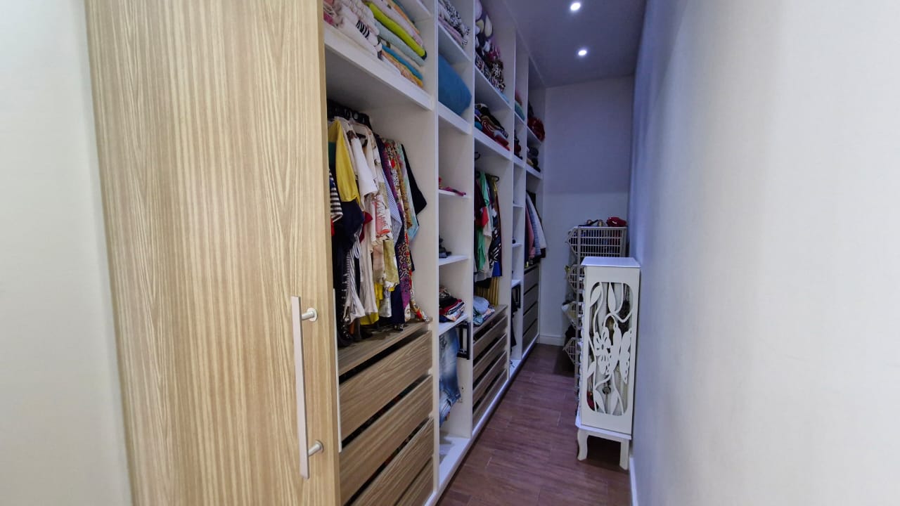 Imagem Casa de Condomínio com 4 Quartos à Venda, 500 m²em Piracangaguá - Taubaté Imagem Casa de Condomínio com 4 Quartos à Venda, 500 m²em Piracangaguá - Taubaté