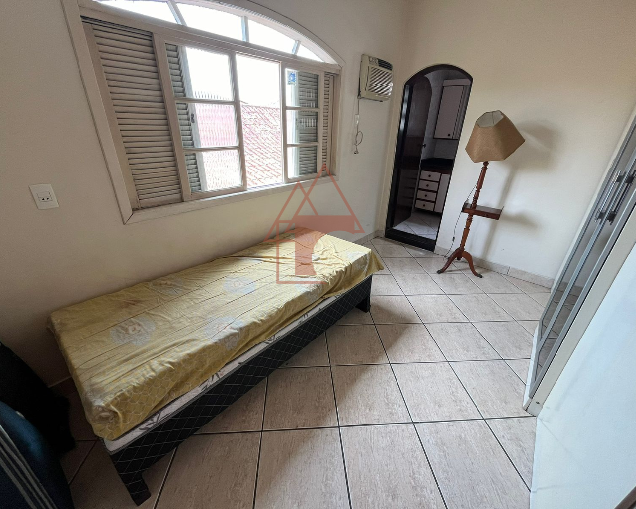 Imagem Sobrado com 4 Quartos à Venda, 162 m² em Vila Ponte Nova - Cubatão