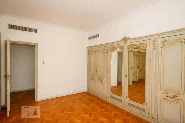 Imagem Apartamento com 4 Quartos à Venda, 300 m² em Copacabana - Rio de Janeiro Imagem Apartamento com 4 Quartos à Venda, 300 m² em Copacabana - Rio de Janeiro