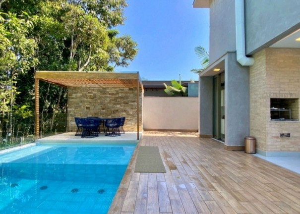 Imagem Casa com 5 Quartos à Venda, 357 m² em Riviera - Bertioga Imagem Casa com 5 Quartos à Venda, 357 m² em Riviera - Bertioga