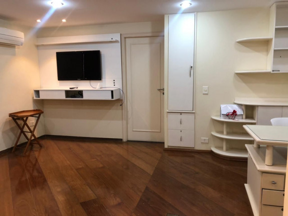 Imagem Apartamento com 3 Quartos para Alugar, 214 m² em Cerqueira César - São Paulo
