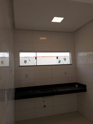 Imagem Casa de Condomínio com 3 Quartos à Venda, 160 m² em Centro - Ananindeua Imagem Casa de Condomínio com 3 Quartos à Venda, 160 m² em Centro - Ananindeua