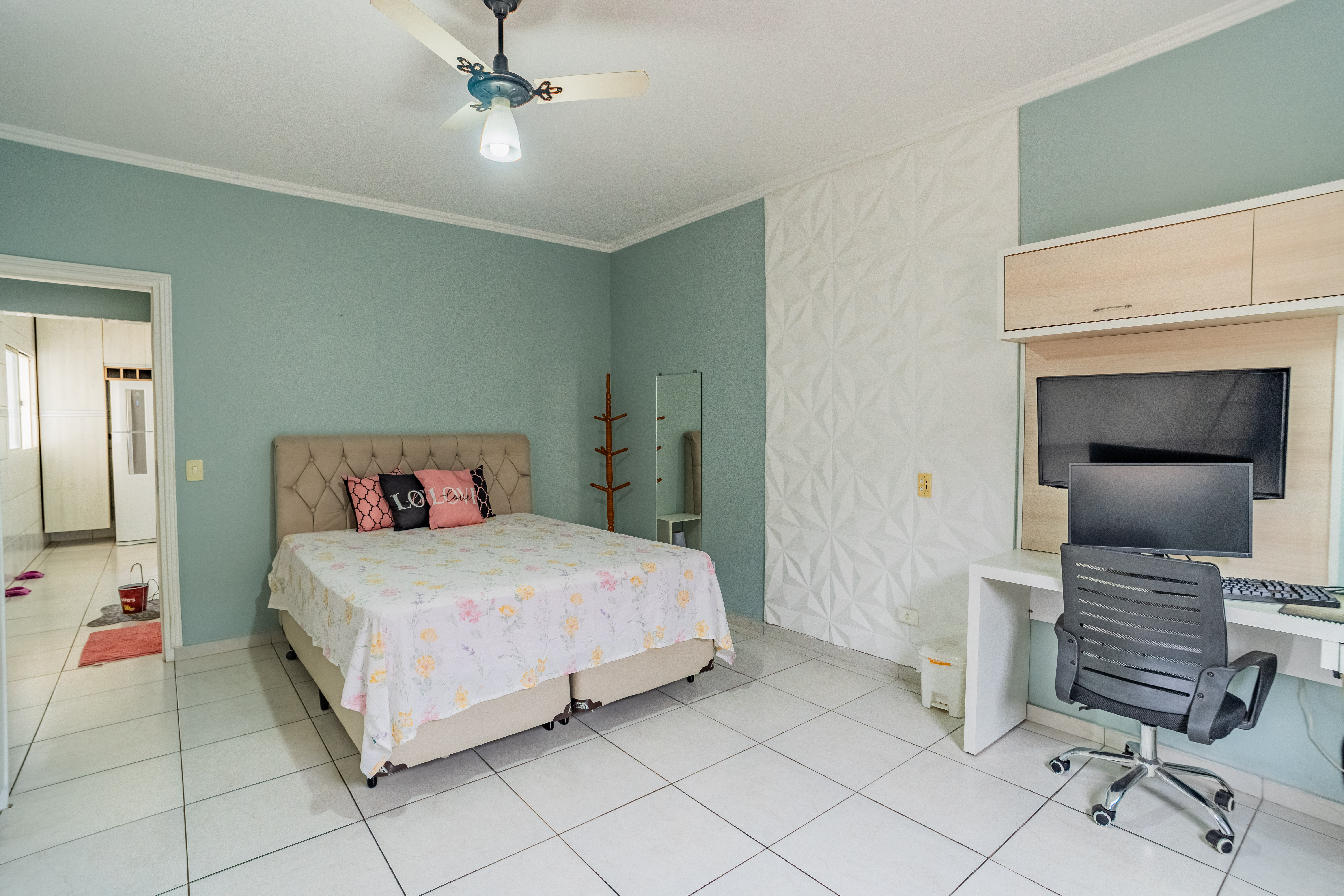 Imagem Sobrado com 3 Quartos à Venda, 398 m² em Jardim Aeronave de Viracopos - Campinas Imagem Sobrado com 3 Quartos à Venda, 398 m² em Jardim Aeronave de Viracopos - Campinas