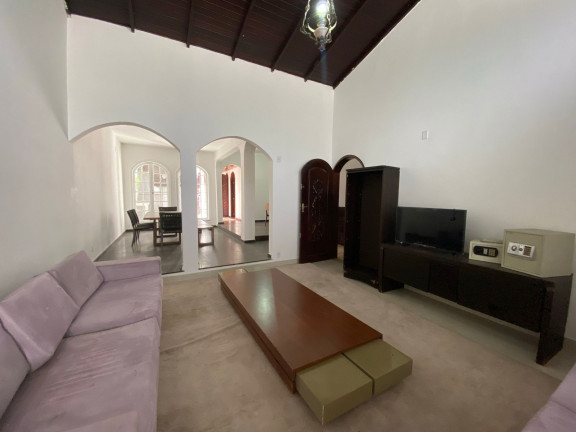 Imagem Casa com 4 Quartos à Venda, 240 m² em Umarizal - Belém Imagem Casa com 4 Quartos à Venda, 240 m² em Umarizal - Belém