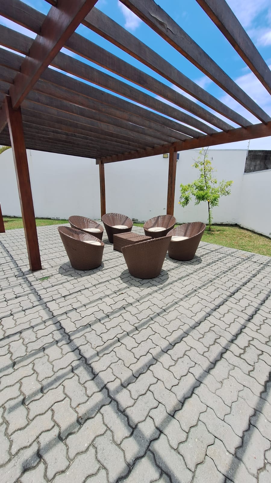 Imagem Casa com 2 Quartos à Venda, 44 m²em Vila São Benedito - Pindamonhangaba Imagem Casa com 2 Quartos à Venda, 44 m²em Vila São Benedito - Pindamonhangaba