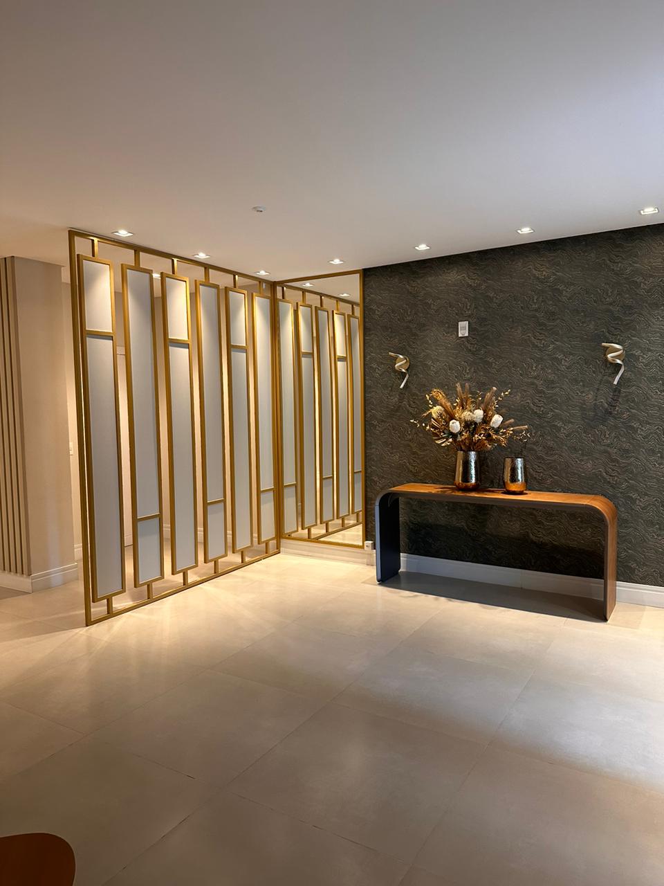 Apartamento com 3 Quartos à Venda, 140 m²em meia praia - Itapema