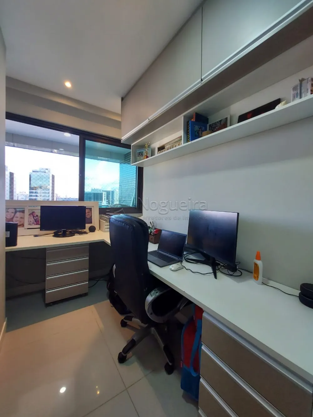 Imagem Apartamento com 3 Quartos à Venda, 97 m²em Boa Viagem - Recife