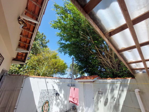Imagem Casa com 3 Quartos à Venda, 182 m² em Centro - Peruíbe