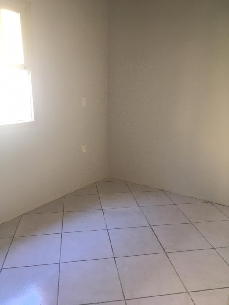 Imagem Casa com 2 Quartos à Venda, 83 m²em Poço Um - Criciúma Imagem Casa com 2 Quartos à Venda, 83 m²em Poço Um - Criciúma