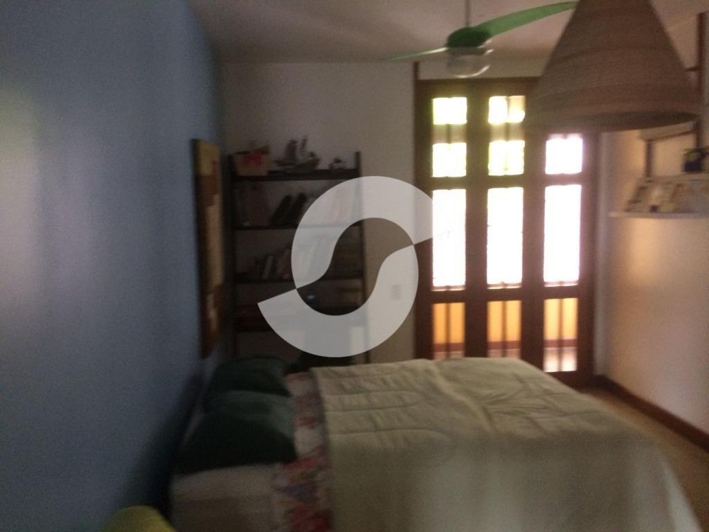 Imagem Casa com 4 Quartos à Venda, 600 m² em Itacoatiara - Niterói Imagem Casa com 4 Quartos à Venda, 600 m² em Itacoatiara - Niterói