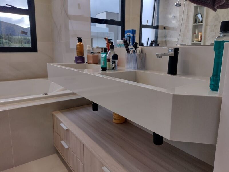 Imagem Casa de Condomínio com 4 Quartos à Venda, 265 m²em Jardim Novo Mundo - Jundiaí Imagem Casa de Condomínio com 4 Quartos à Venda, 265 m²em Jardim Novo Mundo - Jundiaí