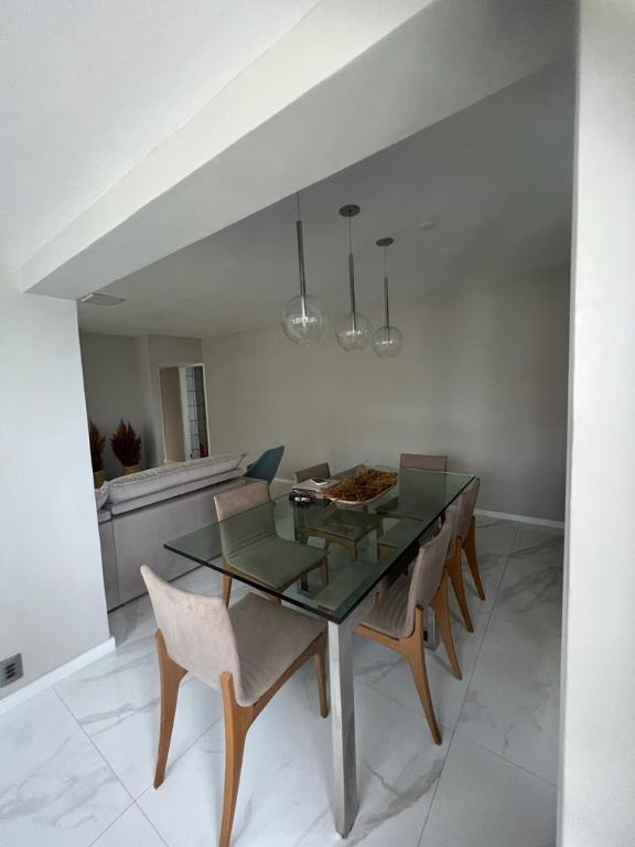 Imagem Apartamento com 4 Quartos para Alugar, 138 m²em Piedade - Jaboatão dos Guararapes Imagem Apartamento com 4 Quartos para Alugar, 138 m²em Piedade - Jaboatão dos Guararapes