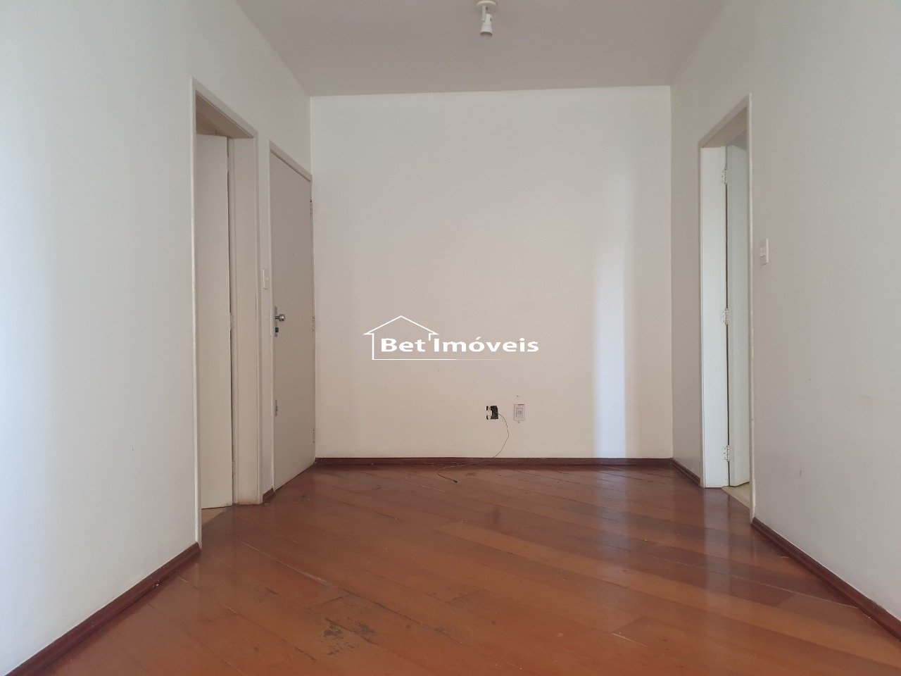 Imagem Apartamento com 1 Quarto à Venda ou Locação, 46 m²em Cristo Rei - São Leopoldo