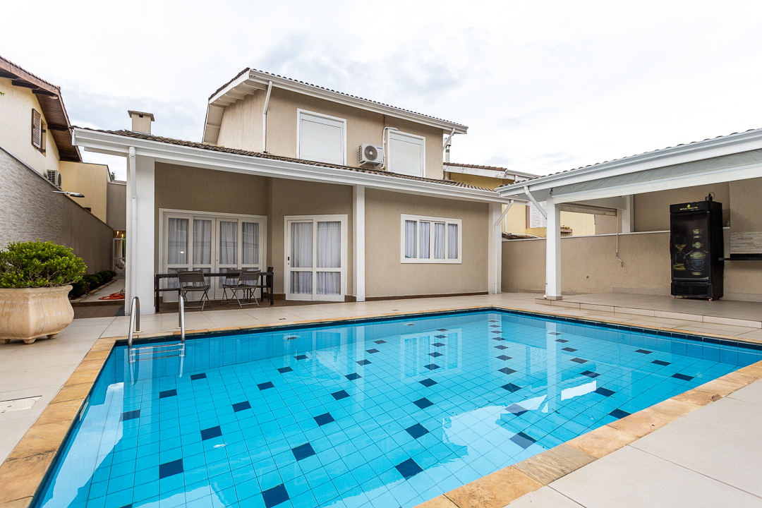 Imagem Casa de Condomínio com 3 Quartos à Venda, 280 m² em Alphaville - Santana de Parnaíba Imagem Casa de Condomínio com 3 Quartos à Venda, 280 m² em Alphaville - Santana de Parnaíba