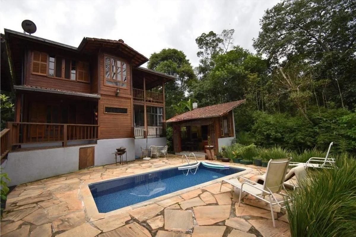 Imagem Casa com 8 Quartos à Venda, 423 m² em Estância Serrana - Nova Lima Imagem Casa com 8 Quartos à Venda, 423 m² em Estância Serrana - Nova Lima