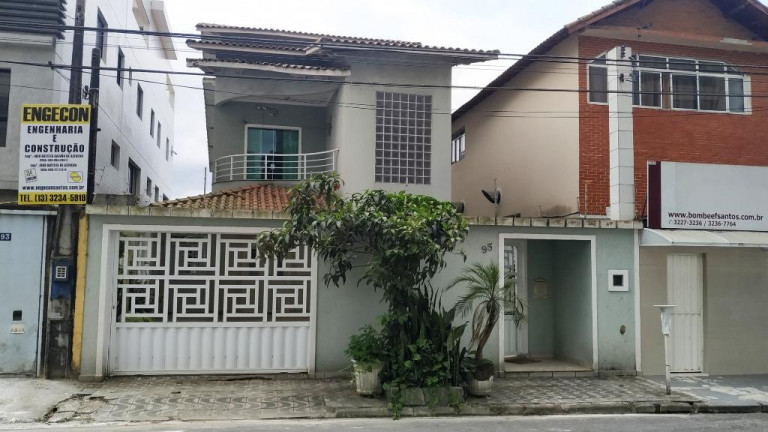 Sobrado com 4 Quartos à Venda, 248 m²em Ponta da Praia - Santos