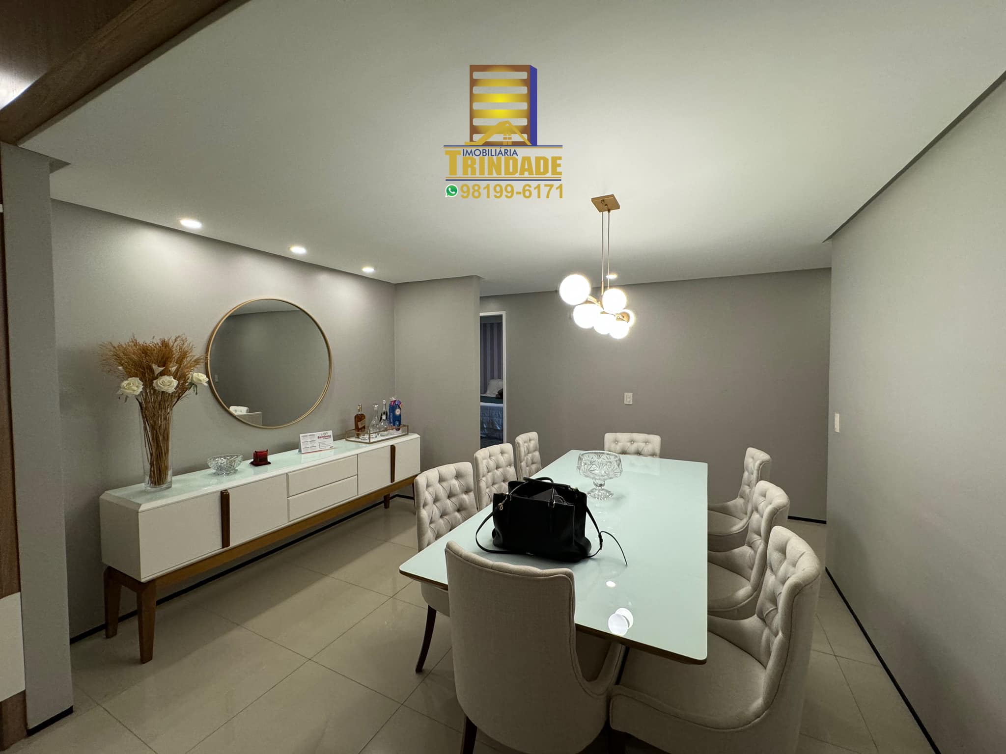 Imagem Apartamento com 5 Quartos à Venda, 180 m²em Calhau - São Luís