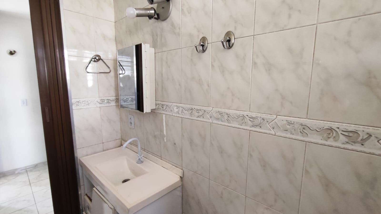 Imagem Apartamento com 2 Quartos à Venda, 46 m² em Itaim Paulista - São Paulo