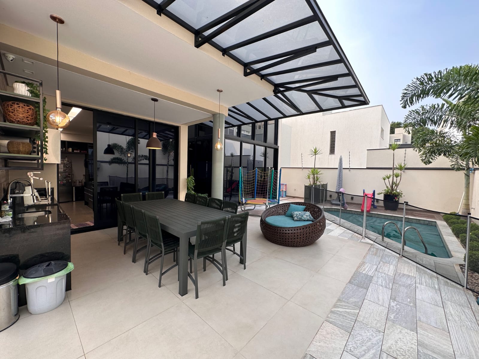 Imagem Sobrado com 4 Quartos à Venda, 395 m²em Jardim Novo Mundo - Jundiaí Imagem Sobrado com 4 Quartos à Venda, 395 m²em Jardim Novo Mundo - Jundiaí