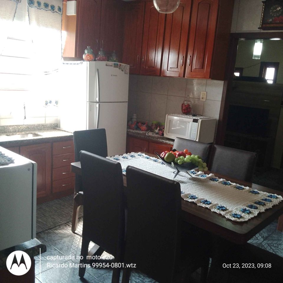 Imagem Casa com 3 Quartos à Venda, 180 m²em Santa Luzia - Criciúma Imagem Casa com 3 Quartos à Venda, 180 m²em Santa Luzia - Criciúma