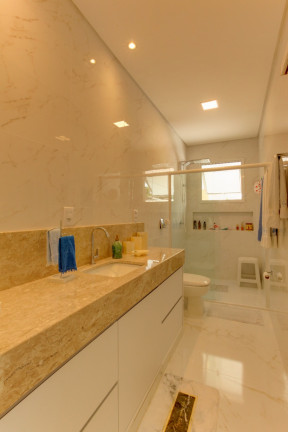 Imagem Casa com 2 Quartos à Venda, 230 m² em Trianon - Guarapuava Imagem Casa com 2 Quartos à Venda, 230 m² em Trianon - Guarapuava