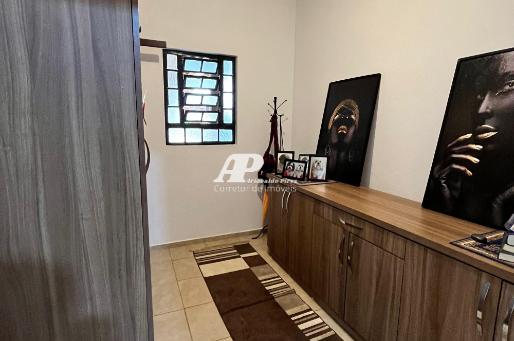 Imagem Casa com 3 Quartos à Venda, 147 m²em Oficinas - Ponta Grossa Imagem Casa com 3 Quartos à Venda, 147 m²em Oficinas - Ponta Grossa