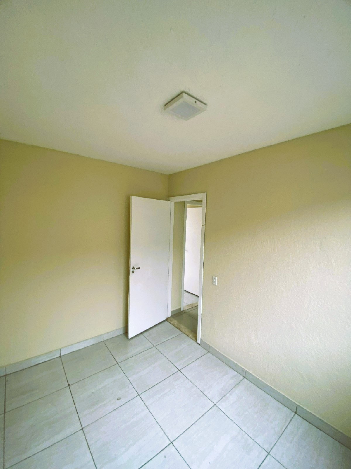 Imagem Apartamento com 2 Quartos à Venda, 45 m² em Bangu - Rio de Janeiro
